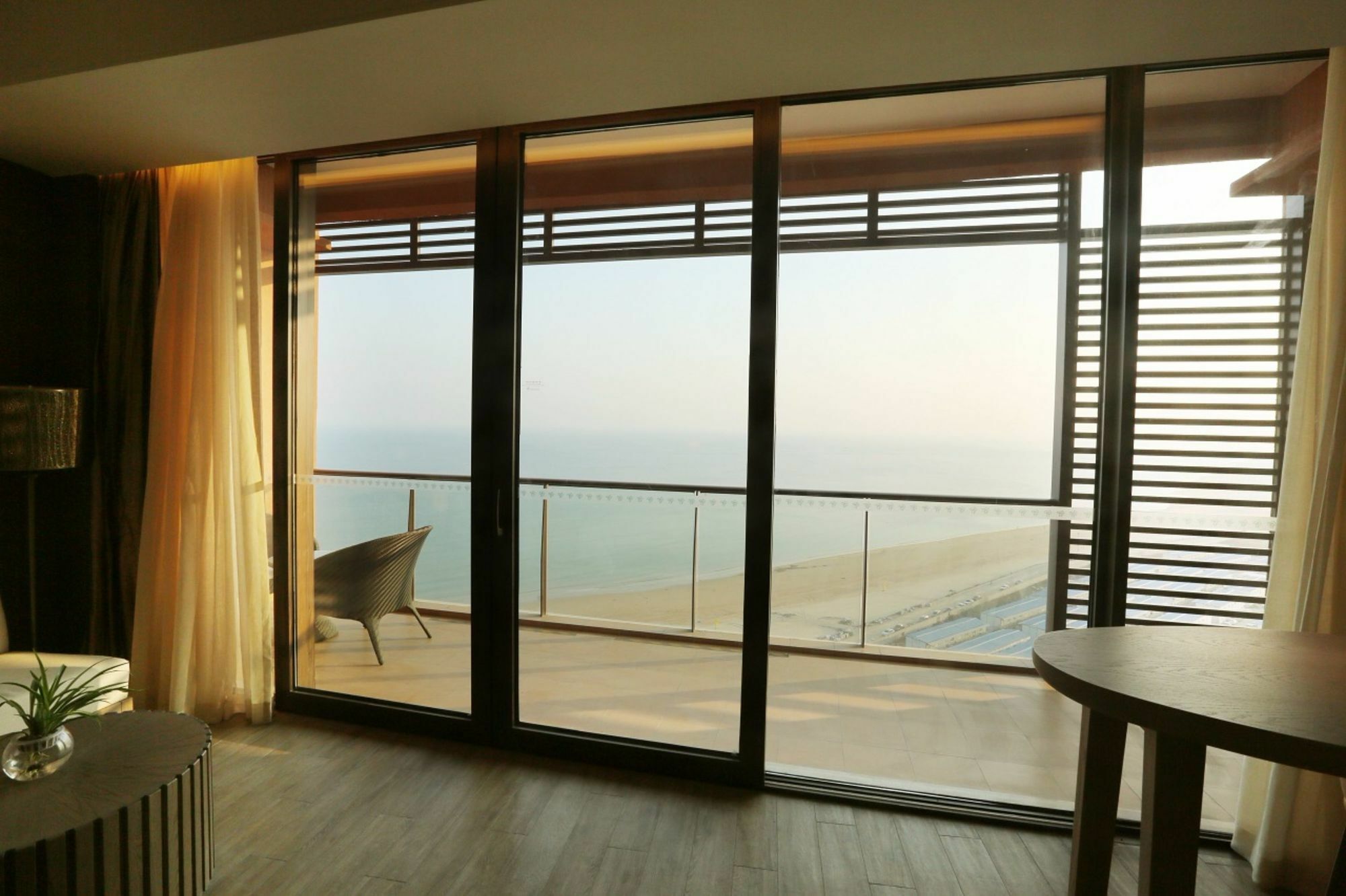 Qingdao Mangrove Tree Resort World - Red Coral Hotel Jiaonan Dış mekan fotoğraf